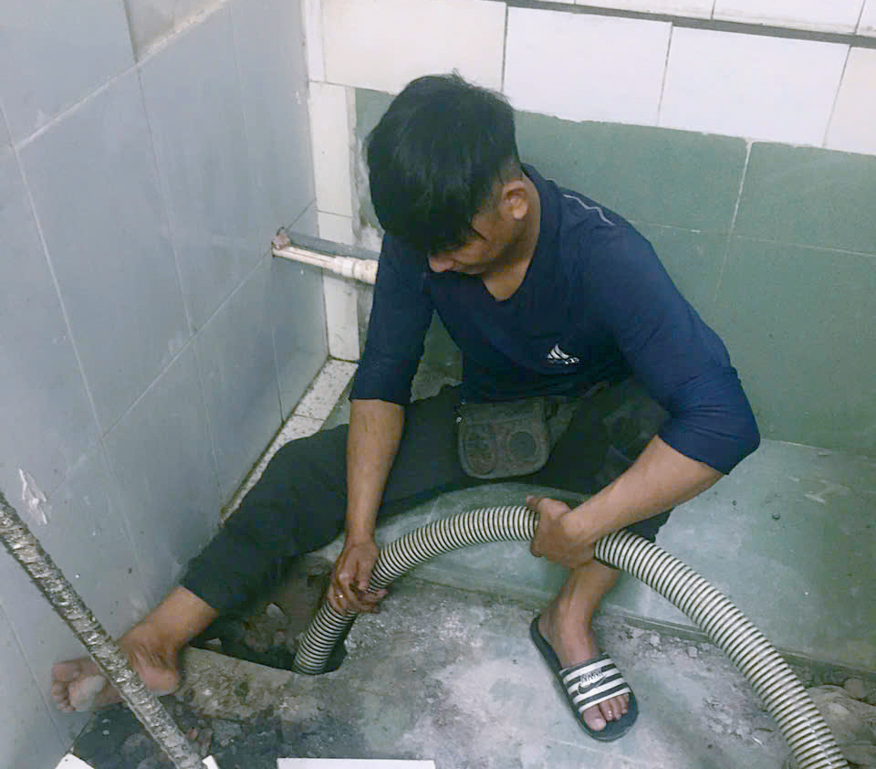 Hút Hầm Cầu Tại Bà Điểm Hóc Môn Giá Rẻ, Phục Vụ 24/7